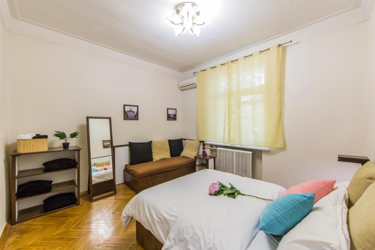 2-комнатная на Майдане Незалежности Apartment Киев Екстериор снимка