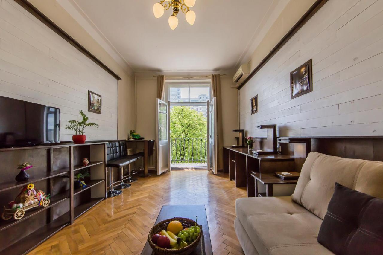 2-комнатная на Майдане Незалежности Apartment Киев Екстериор снимка