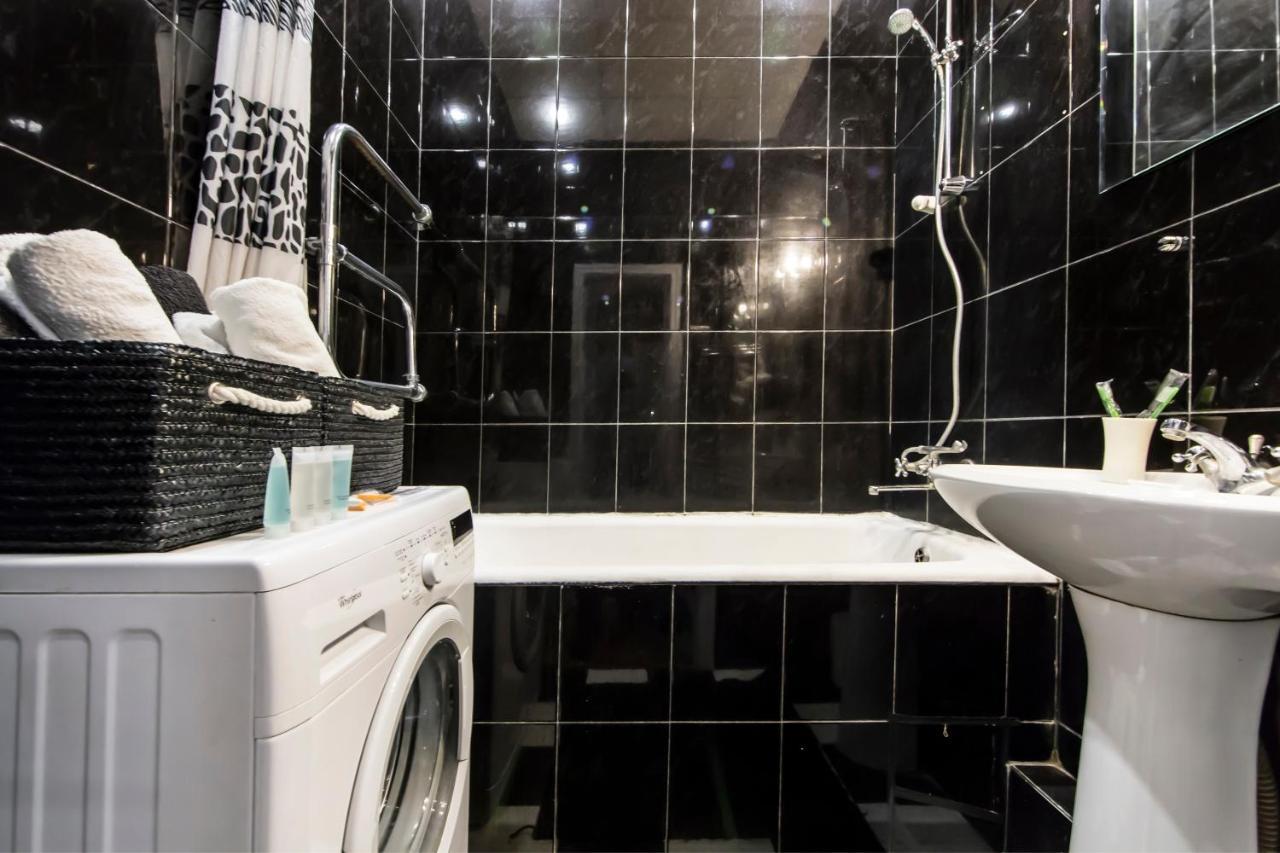 2-комнатная на Майдане Незалежности Apartment Киев Екстериор снимка