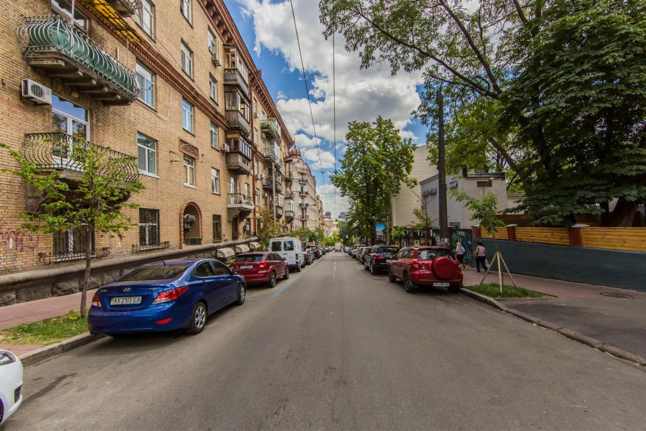 2-комнатная на Майдане Незалежности Apartment Киев Екстериор снимка